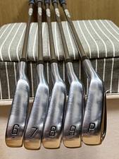 Bridgestone Tour B 202CBP Iron 5 pcs Dynamic Gold S200 Golf Pride Grip