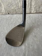 Right-Handed Golf Club Lob Wedge Taylormade Milled Grind 2 Dynamic Gold S200