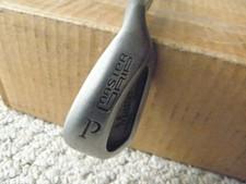 Men right handed regular graphite MasterGrip Master PW