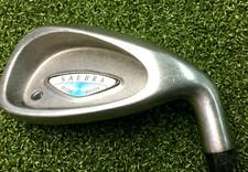 Saebra Wide Body 8 Iron / RH / Regular Graphite / NEW GRIP / gw3429
